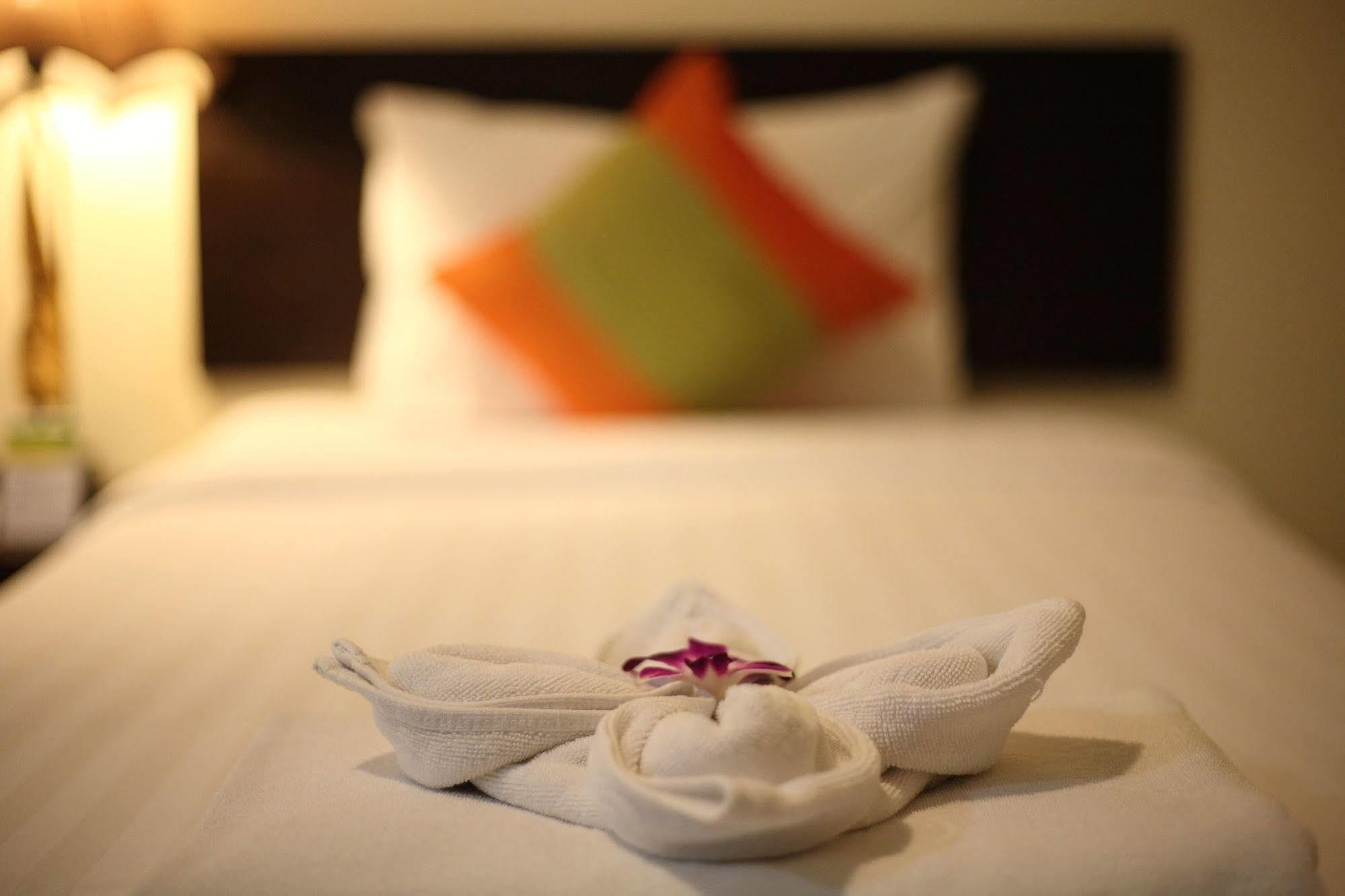 Na Thapae Hotel Chiang Mai Dış mekan fotoğraf