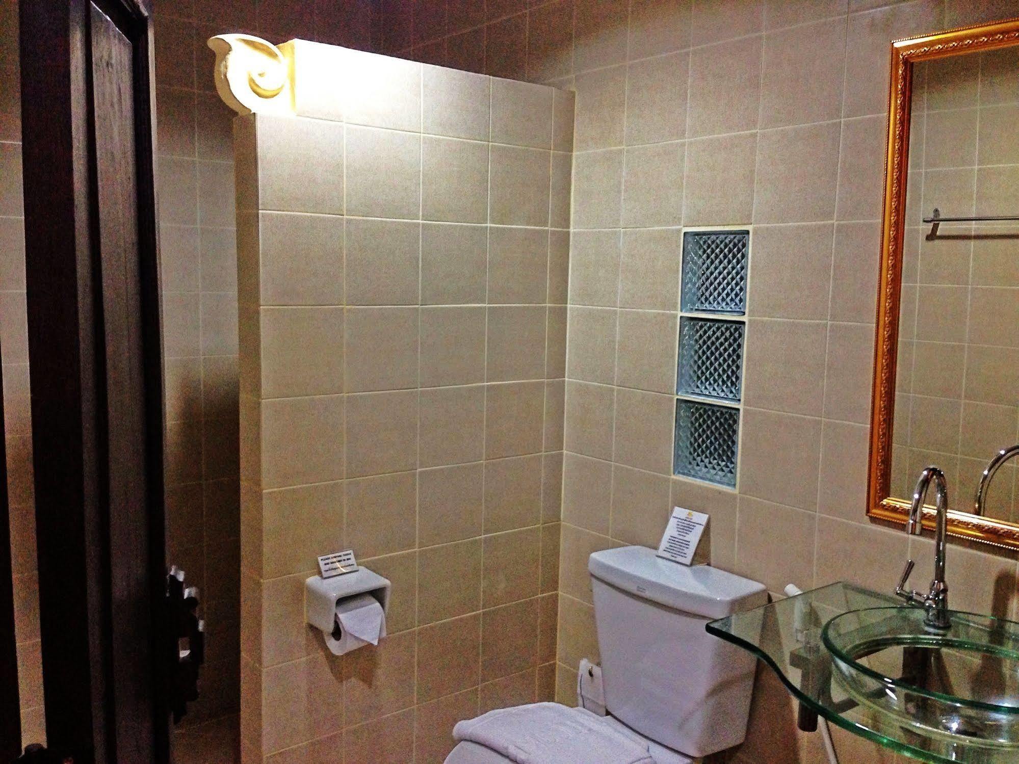 Na Thapae Hotel Chiang Mai Dış mekan fotoğraf